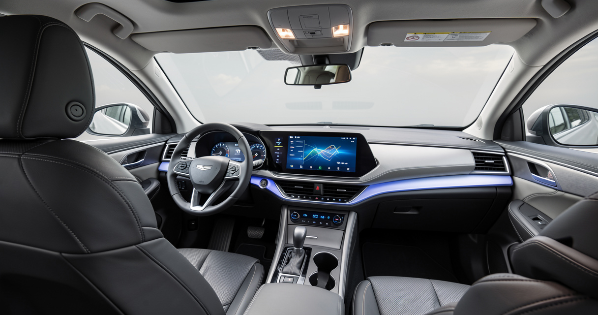 Intérieur Geely Coolray 2026 écran tactile 14,6 pouces sièges ventilés toit panoramique ouvert